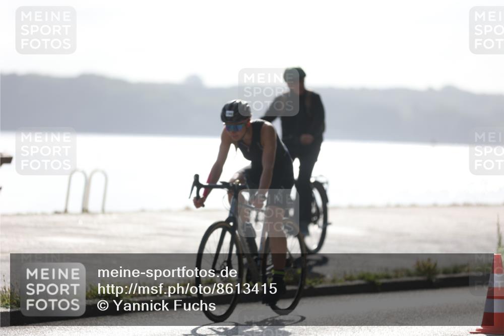 17.08.2025 - KN Förde Triathlon 2025 Yannick Fuchs http://msf.ph/oto/8613415 17.08.2025 09:20:30 Radfahren 120, 126, 127, 198, 117, 125 meine-sportfotos.de