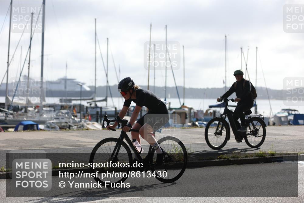 17.08.2025 - KN Förde Triathlon 2025 Yannick Fuchs http://msf.ph/oto/8613430 17.08.2025 09:20:32 Radfahren 120, 126, 127, 198, 125, 198 meine-sportfotos.de