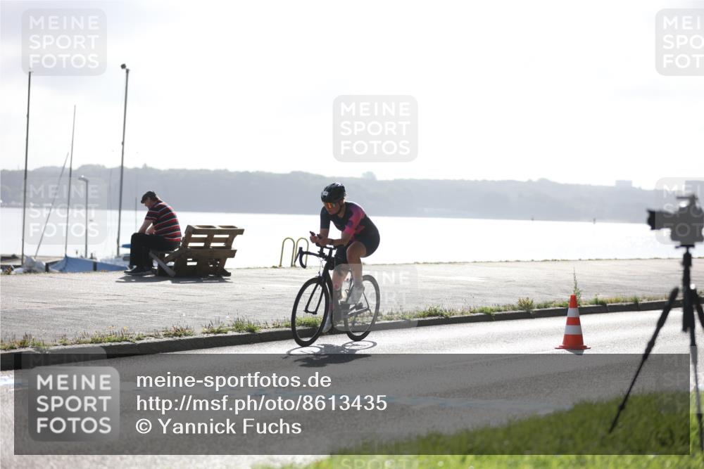 17.08.2025 - KN Förde Triathlon 2025 Yannick Fuchs http://msf.ph/oto/8613435 17.08.2025 09:20:33 Radfahren 120, 126, 127, 125, 126, 198 meine-sportfotos.de