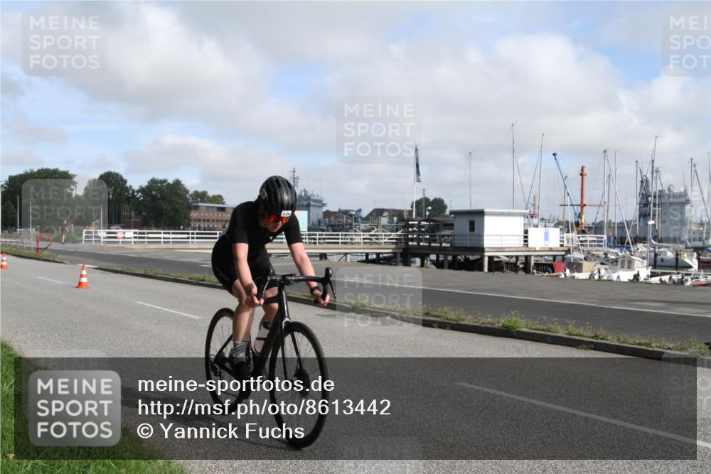 17.08.2025 - KN Förde Triathlon 2025 Yannick Fuchs http://msf.ph/oto/8613442 17.08.2025 09:43:24 Radfahren 105, 126, 170, 197, 210, 216 meine-sportfotos.de