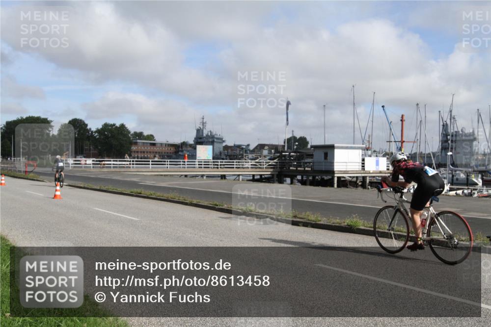 17.08.2025 - KN Förde Triathlon 2025 Yannick Fuchs http://msf.ph/oto/8613458 17.08.2025 09:43:36 Radfahren 105, 130, 152, 190, 235, 237, 253 meine-sportfotos.de