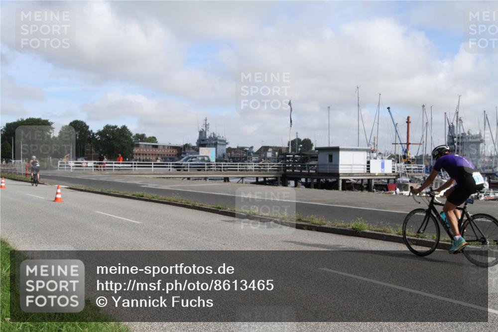 17.08.2025 - KN Förde Triathlon 2025 Yannick Fuchs http://msf.ph/oto/8613465 17.08.2025 09:43:43 Radfahren 128, 130, 138, 152, 237 meine-sportfotos.de