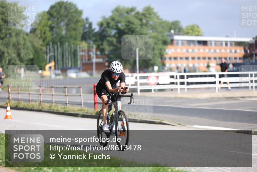 17.08.2025 - KN Förde Triathlon 2025 Yannick Fuchs http://msf.ph/oto/8613478 17.08.2025 09:21:05 Radfahren 136 meine-sportfotos.de