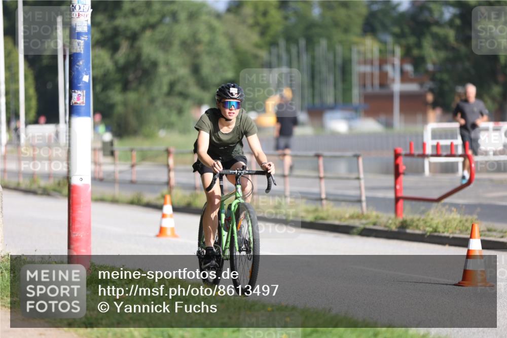 17.08.2025 - KN Förde Triathlon 2025 Yannick Fuchs http://msf.ph/oto/8613497 17.08.2025 09:21:15 Radfahren 102, 136 meine-sportfotos.de