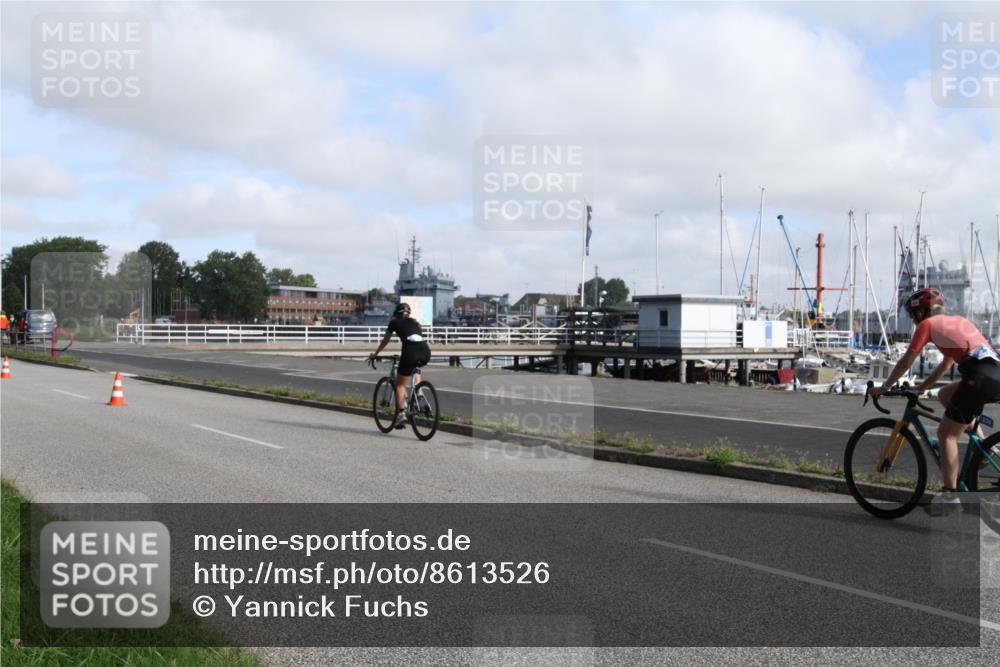 17.08.2025 - KN Förde Triathlon 2025 Yannick Fuchs http://msf.ph/oto/8613526 17.08.2025 09:44:36 Radfahren 225, 246 meine-sportfotos.de