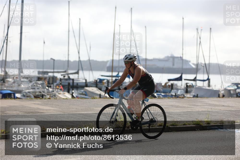 17.08.2025 - KN Förde Triathlon 2025 Yannick Fuchs http://msf.ph/oto/8613536 17.08.2025 09:21:31 Radfahren 130, 133 meine-sportfotos.de