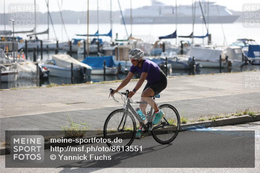 17.08.2025 - KN Förde Triathlon 2025 Yannick Fuchs http://msf.ph/oto/8613551 17.08.2025 09:21:44 Radfahren 122, 138 meine-sportfotos.de