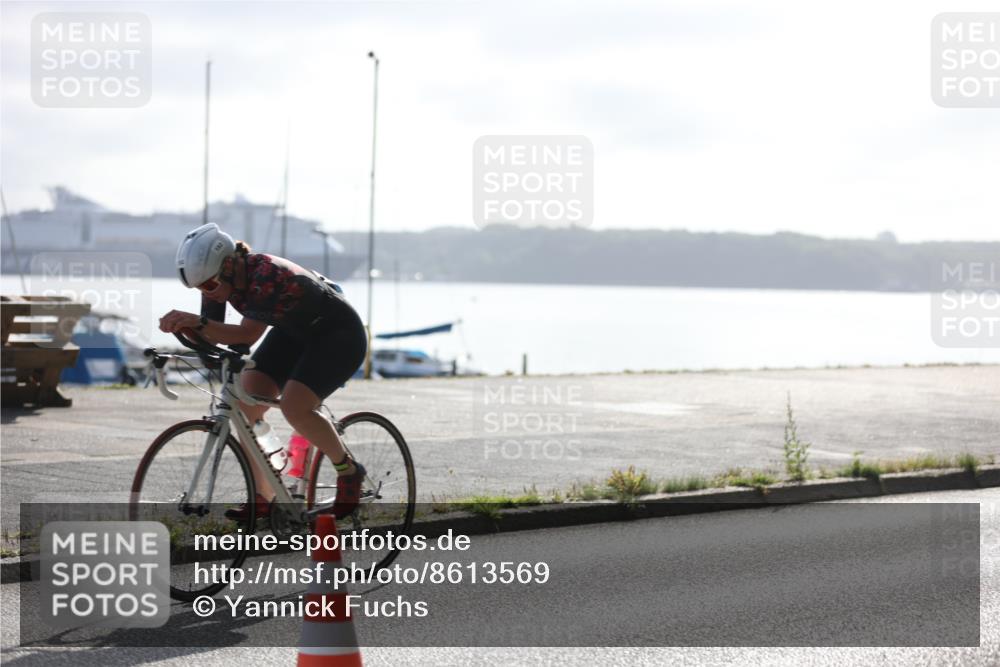 17.08.2025 - KN Förde Triathlon 2025 Yannick Fuchs http://msf.ph/oto/8613569 17.08.2025 09:21:56 Radfahren 142, 147, 152 meine-sportfotos.de