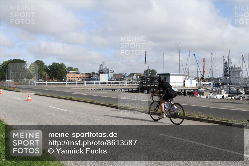 17.08.2025 - KN Förde Triathlon 2025 Yannick Fuchs http://msf.ph/oto/8613587 17.08.2025 09:45:37 Radfahren 128, 130, 135, 138, 142, 235, 237 meine-sportfotos.de