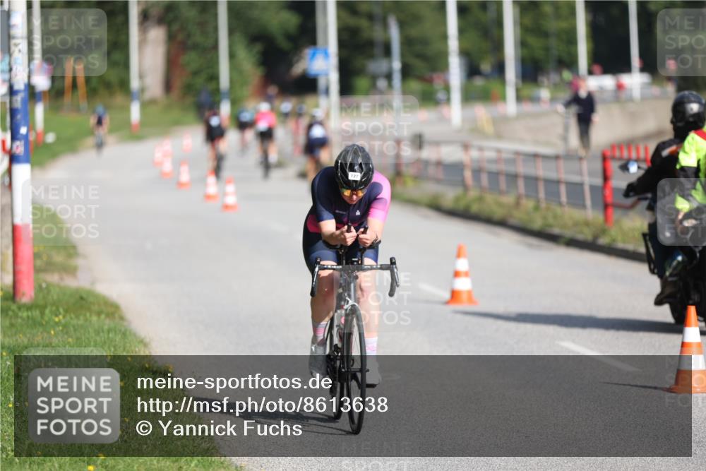 17.08.2025 - KN Förde Triathlon 2025 Yannick Fuchs http://msf.ph/oto/8613638 17.08.2025 09:22:21 Radfahren 104, 127, 126, 145, 198 meine-sportfotos.de