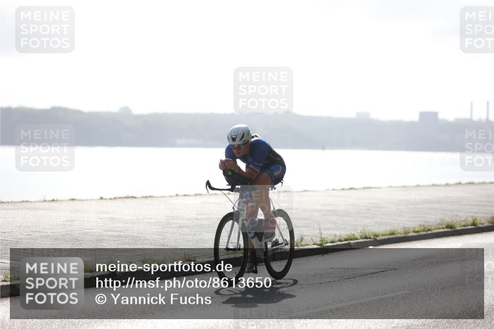 17.08.2025 - KN Förde Triathlon 2025 Yannick Fuchs http://msf.ph/oto/8613650 17.08.2025 09:22:27 Radfahren 104, 148, 127 meine-sportfotos.de