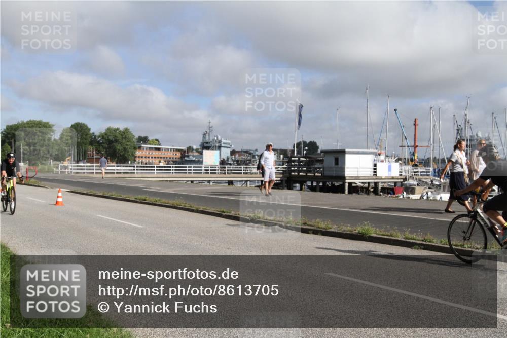 17.08.2025 - KN Förde Triathlon 2025 Yannick Fuchs http://msf.ph/oto/8613705 17.08.2025 09:48:11 Radfahren 142, 144, 180, 249 meine-sportfotos.de