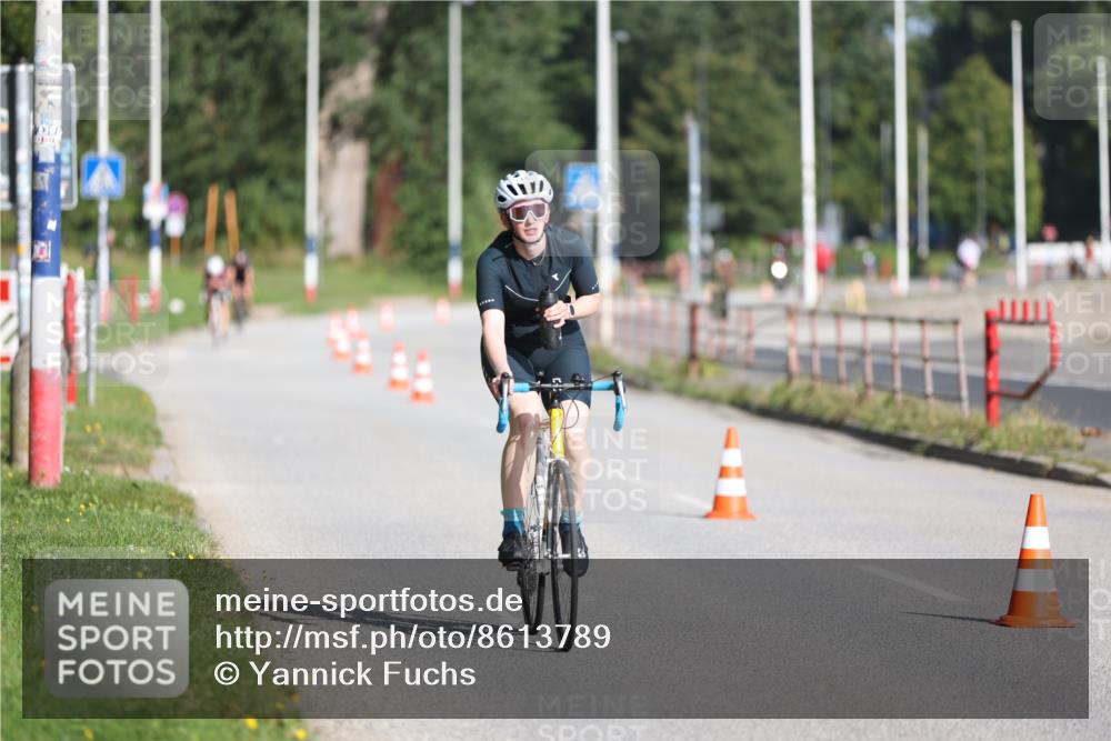 17.08.2025 - KN Förde Triathlon 2025 Yannick Fuchs http://msf.ph/oto/8613789 17.08.2025 09:23:32 Radfahren 122, 138 meine-sportfotos.de