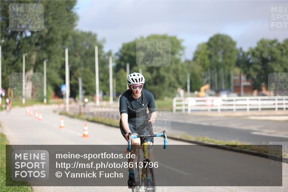 17.08.2025 - KN Förde Triathlon 2025 Yannick Fuchs http://msf.ph/oto/8613796 17.08.2025 09:23:34 Radfahren 122, 147, 152, 138 meine-sportfotos.de