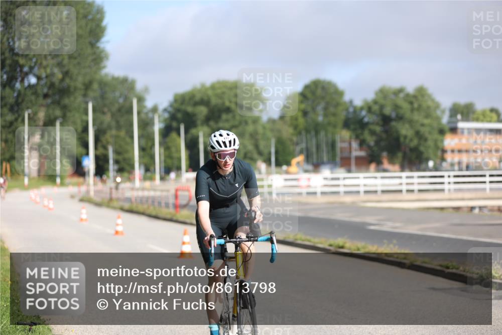 17.08.2025 - KN Förde Triathlon 2025 Yannick Fuchs http://msf.ph/oto/8613798 17.08.2025 09:23:34 Radfahren 122, 147, 152, 138 meine-sportfotos.de