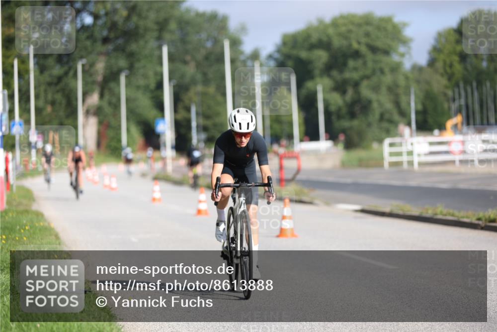 17.08.2025 - KN Förde Triathlon 2025 Yannick Fuchs http://msf.ph/oto/8613888 17.08.2025 09:24:17 Radfahren 128, 150, 162, 144 meine-sportfotos.de