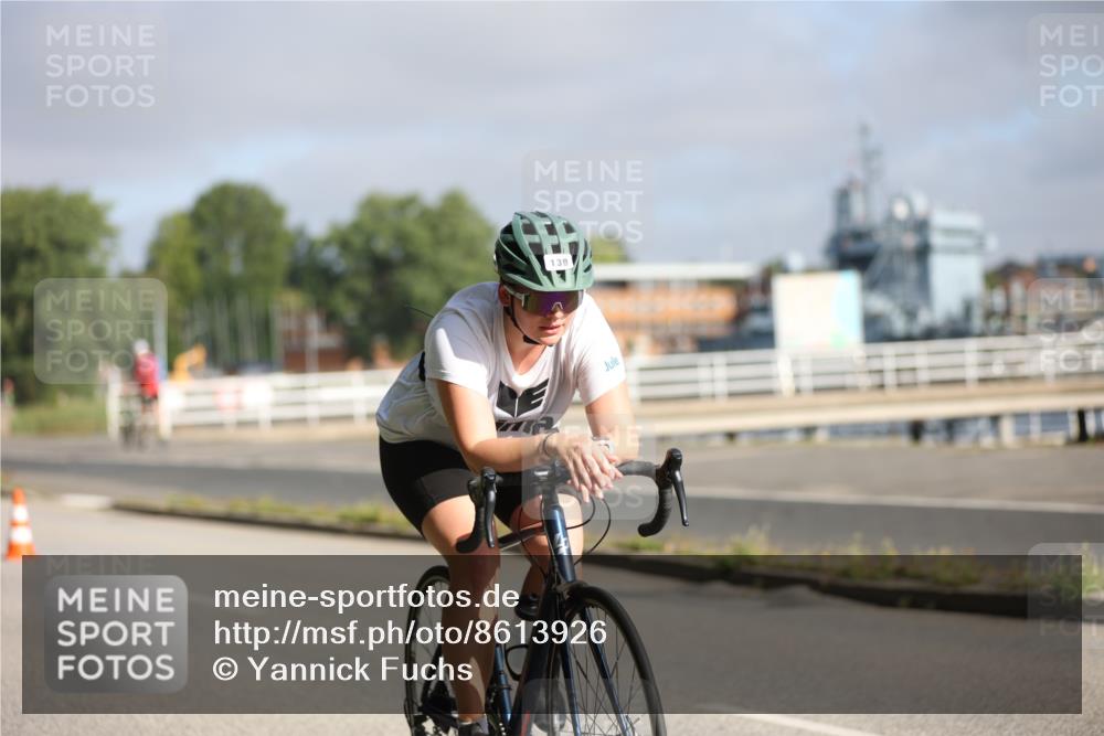 17.08.2025 - KN Förde Triathlon 2025 Yannick Fuchs http://msf.ph/oto/8613926 17.08.2025 09:24:43 Radfahren 139, 141, 252 meine-sportfotos.de