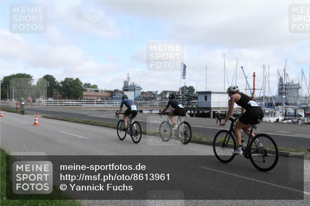 17.08.2025 - KN Förde Triathlon 2025 Yannick Fuchs http://msf.ph/oto/8613961 17.08.2025 09:52:56 Radfahren 127, 148, 160, 163, 184, 188, 196, 210, 215, 242 meine-sportfotos.de