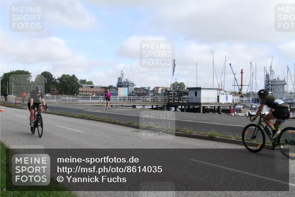17.08.2025 - KN Förde Triathlon 2025 Yannick Fuchs http://msf.ph/oto/8614035 17.08.2025 09:54:15 Radfahren 102, 126, 128, 155, 156, 175 meine-sportfotos.de