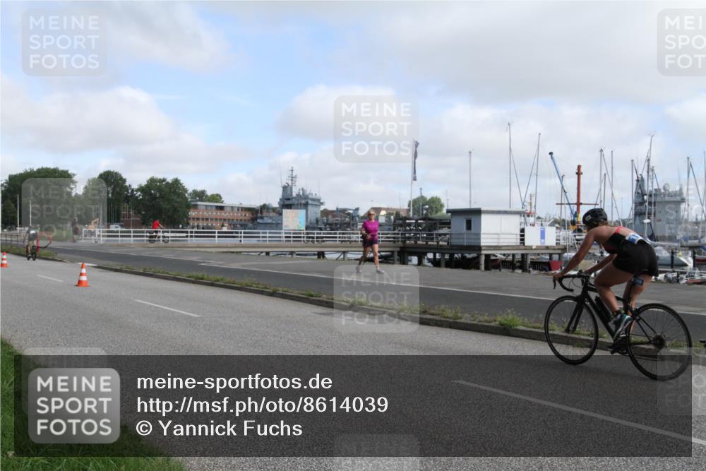17.08.2025 - KN Förde Triathlon 2025 Yannick Fuchs http://msf.ph/oto/8614039 17.08.2025 09:54:19 Radfahren 102, 126, 128, 155, 156 meine-sportfotos.de