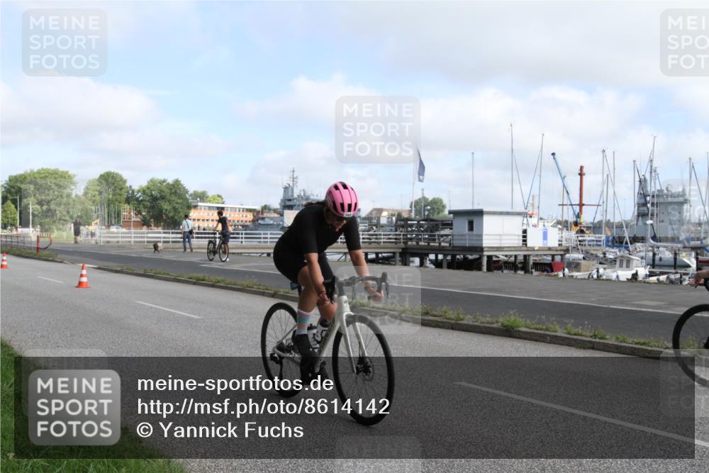 17.08.2025 - KN Förde Triathlon 2025 Yannick Fuchs http://msf.ph/oto/8614142 17.08.2025 09:56:11 Radfahren 102, 150, 168, 197 meine-sportfotos.de