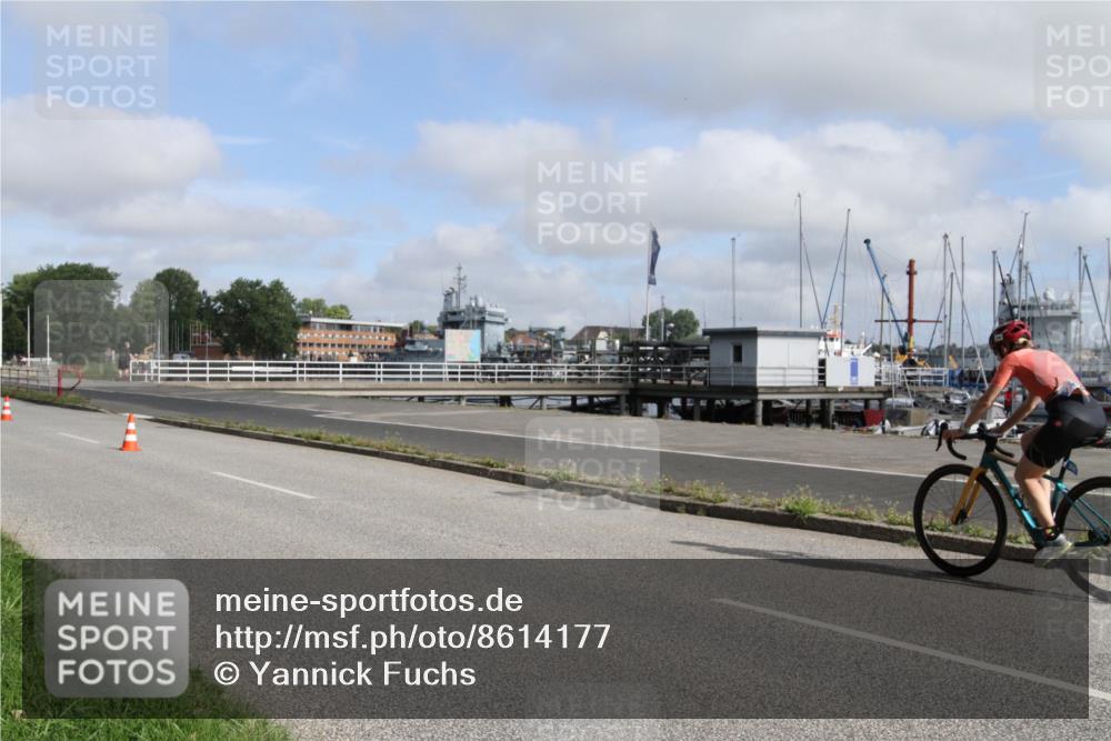 17.08.2025 - KN Förde Triathlon 2025 Yannick Fuchs http://msf.ph/oto/8614177 17.08.2025 09:57:08 Radfahren 122, 180, 225 meine-sportfotos.de