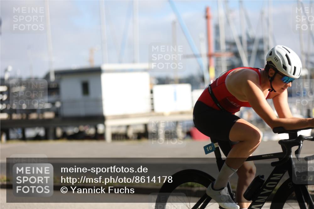 17.08.2025 - KN Förde Triathlon 2025 Yannick Fuchs http://msf.ph/oto/8614178 17.08.2025 09:27:05 Radfahren 101, 105, 177, 192, 180, 253 meine-sportfotos.de