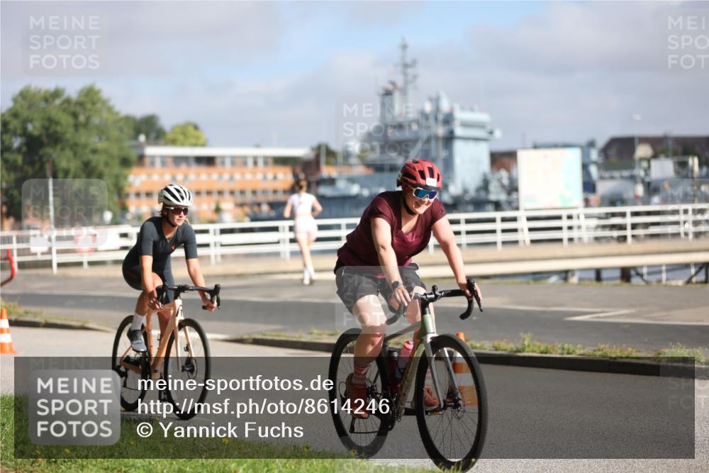 17.08.2025 - KN Förde Triathlon 2025 Yannick Fuchs http://msf.ph/oto/8614246 17.08.2025 09:28:18 Radfahren 106, 114, 153, 155, 156, 161, 163, 184, 189, 220, 240, 241, 114, 116, 131, 156, 173, 181, 185, 187, 240 meine-sportfotos.de