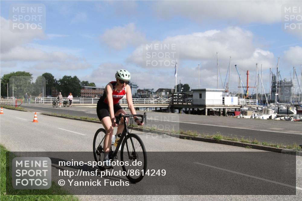 17.08.2025 - KN Förde Triathlon 2025 Yannick Fuchs http://msf.ph/oto/8614249 17.08.2025 09:59:05 Radfahren 164, 171 meine-sportfotos.de