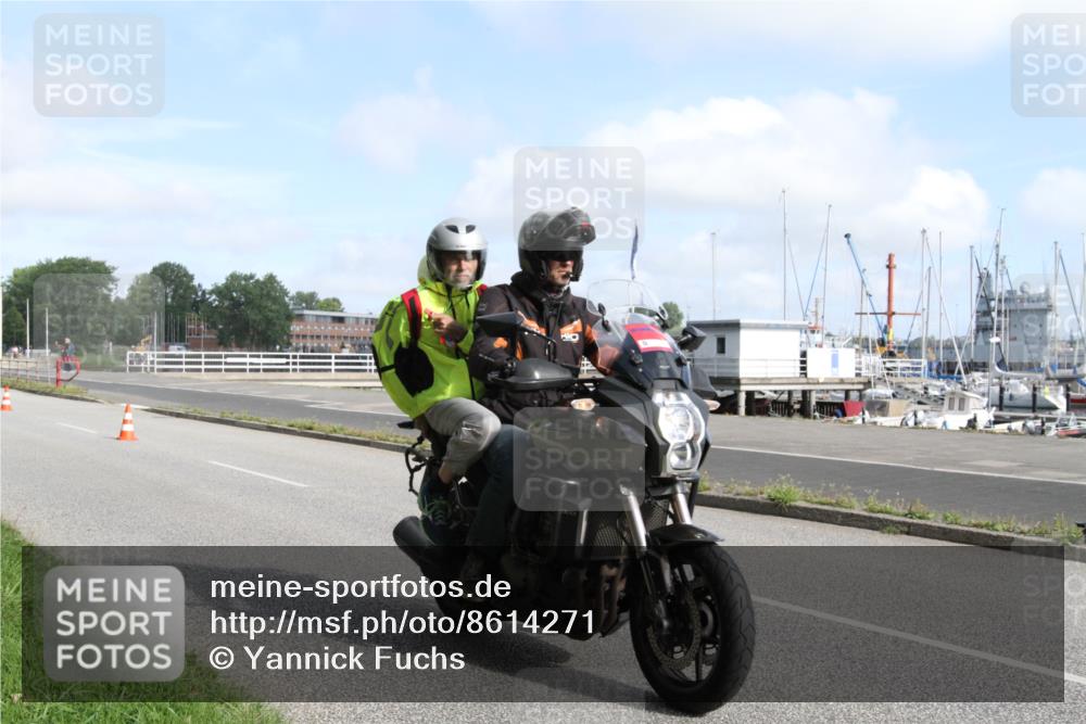 17.08.2025 - KN Förde Triathlon 2025 Yannick Fuchs http://msf.ph/oto/8614271 17.08.2025 09:59:53 Radfahren 187, 194 meine-sportfotos.de