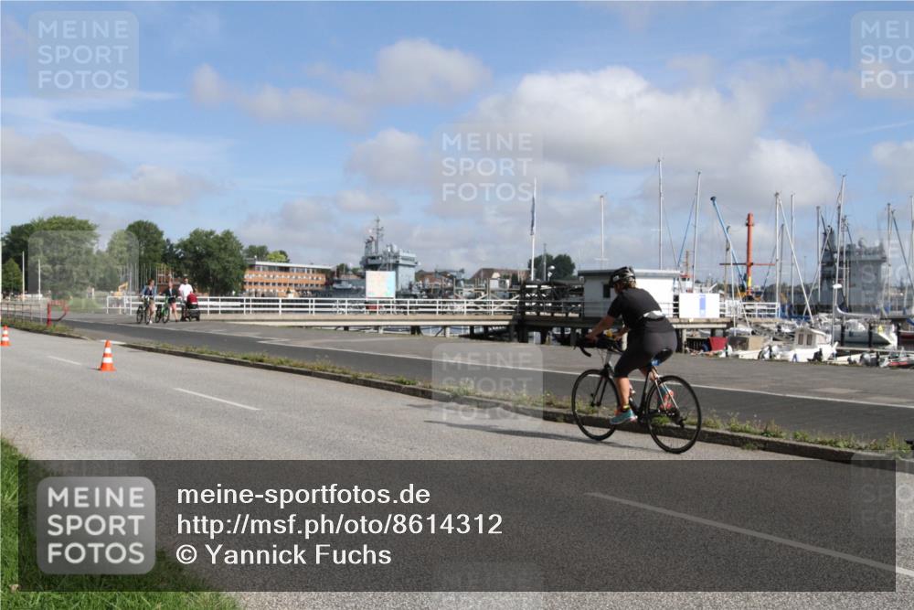 17.08.2025 - KN Förde Triathlon 2025 Yannick Fuchs http://msf.ph/oto/8614312 17.08.2025 10:02:06 Radfahren 189, 194, 221 meine-sportfotos.de