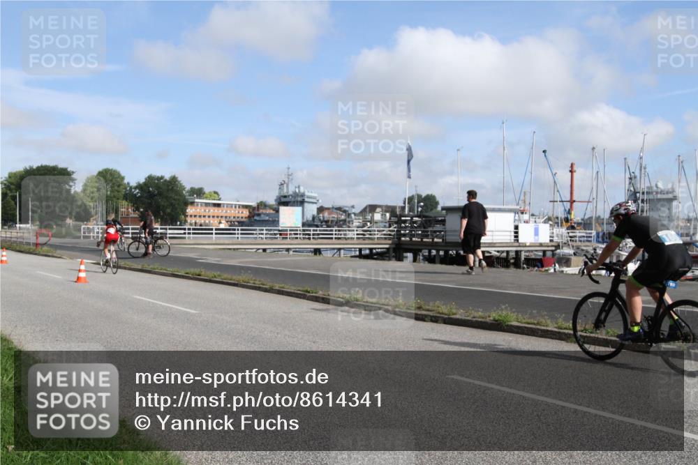 17.08.2025 - KN Förde Triathlon 2025 Yannick Fuchs http://msf.ph/oto/8614341 17.08.2025 10:03:46 Radfahren 160, 172, 207, 221, 254 meine-sportfotos.de