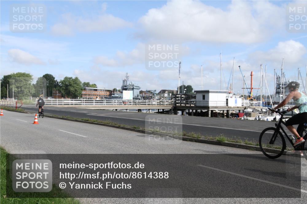 17.08.2025 - KN Förde Triathlon 2025 Yannick Fuchs http://msf.ph/oto/8614388 17.08.2025 10:06:14 Radfahren 167, 196, 199, 244 meine-sportfotos.de