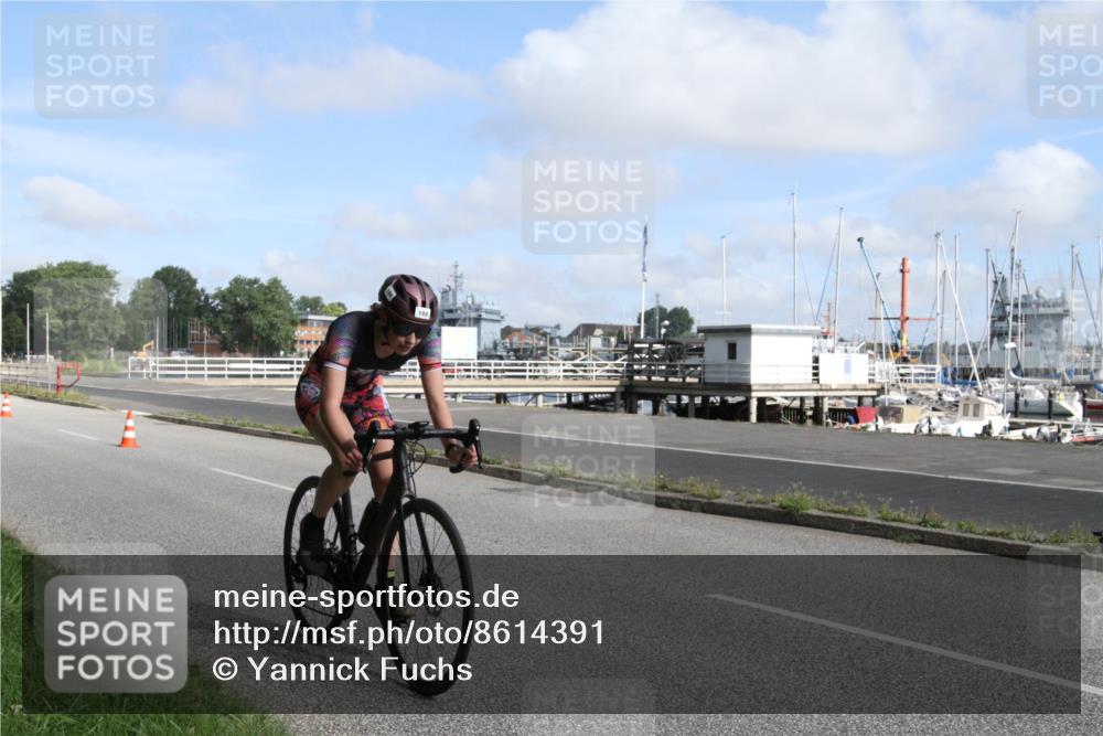 17.08.2025 - KN Förde Triathlon 2025 Yannick Fuchs http://msf.ph/oto/8614391 17.08.2025 10:06:22 Radfahren 188, 230 meine-sportfotos.de