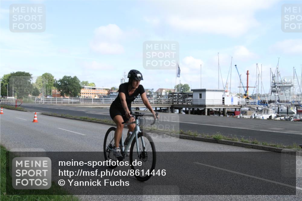 17.08.2025 - KN Förde Triathlon 2025 Yannick Fuchs http://msf.ph/oto/8614446 17.08.2025 10:12:39 Radfahren 118, 200, 238, 245, 246, 249 meine-sportfotos.de