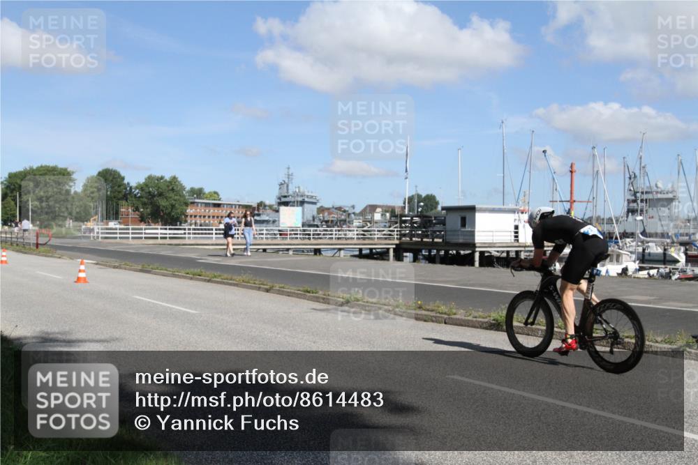 17.08.2025 - KN Förde Triathlon 2025 Yannick Fuchs http://msf.ph/oto/8614483 17.08.2025 11:00:18 Radfahren 261, 266, 267 meine-sportfotos.de