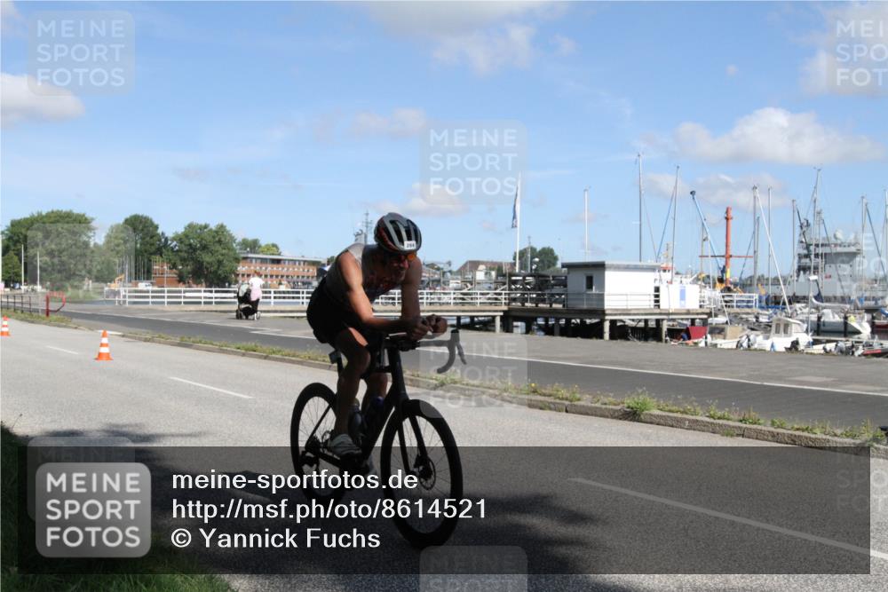 17.08.2025 - KN Förde Triathlon 2025 Yannick Fuchs http://msf.ph/oto/8614521 17.08.2025 11:05:10 Radfahren 282, 284, 296 meine-sportfotos.de