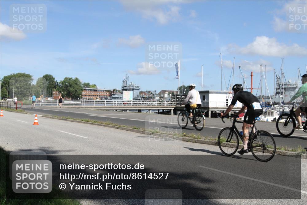 17.08.2025 - KN Förde Triathlon 2025 Yannick Fuchs http://msf.ph/oto/8614527 17.08.2025 11:05:36 Radfahren 295, 389 meine-sportfotos.de