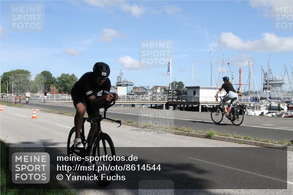 17.08.2025 - KN Förde Triathlon 2025 Yannick Fuchs http://msf.ph/oto/8614544 17.08.2025 11:07:24 Radfahren 300 meine-sportfotos.de