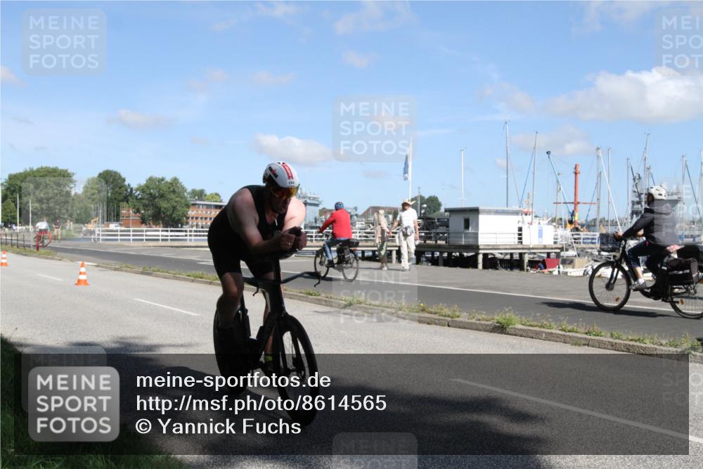 17.08.2025 - KN Förde Triathlon 2025 Yannick Fuchs http://msf.ph/oto/8614565 17.08.2025 11:08:50 Radfahren 294, 304, 320, 605, 615 meine-sportfotos.de