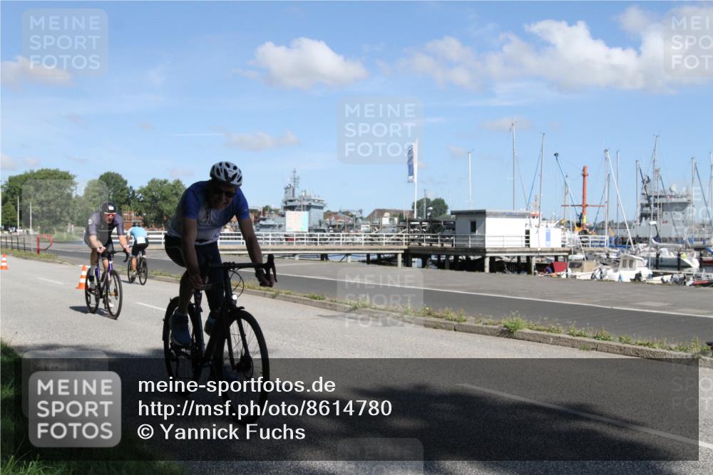 17.08.2025 - KN Förde Triathlon 2025 Yannick Fuchs http://msf.ph/oto/8614780 17.08.2025 11:16:32 Radfahren 297, 361, 642 meine-sportfotos.de