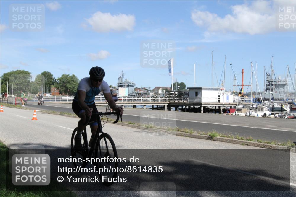 17.08.2025 - KN Förde Triathlon 2025 Yannick Fuchs http://msf.ph/oto/8614835 17.08.2025 11:18:08 Radfahren 297, 335, 355 meine-sportfotos.de