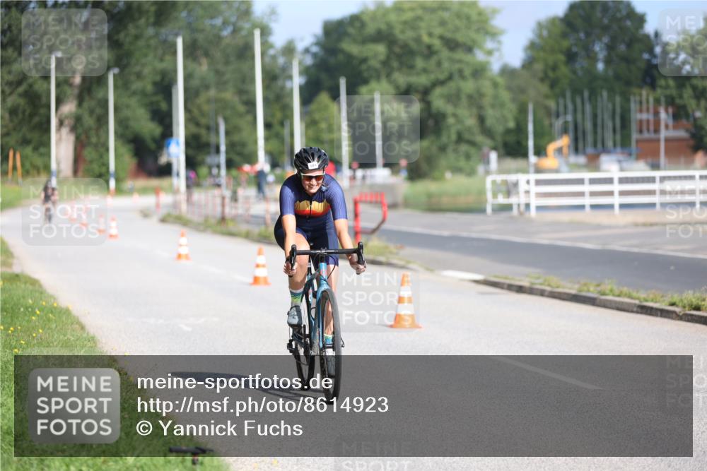 17.08.2025 - KN Förde Triathlon 2025 Yannick Fuchs http://msf.ph/oto/8614923 17.08.2025 10:02:57 Radfahren 142, 153, 181, 216, 137, 153 meine-sportfotos.de