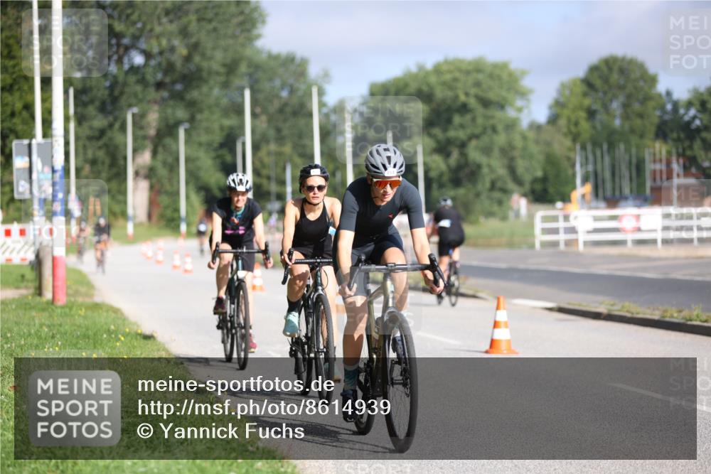17.08.2025 - KN Förde Triathlon 2025 Yannick Fuchs http://msf.ph/oto/8614939 17.08.2025 09:28:41 Radfahren 119, 175, 176, 182, 202, 250, 254, 167, 172, 202 meine-sportfotos.de