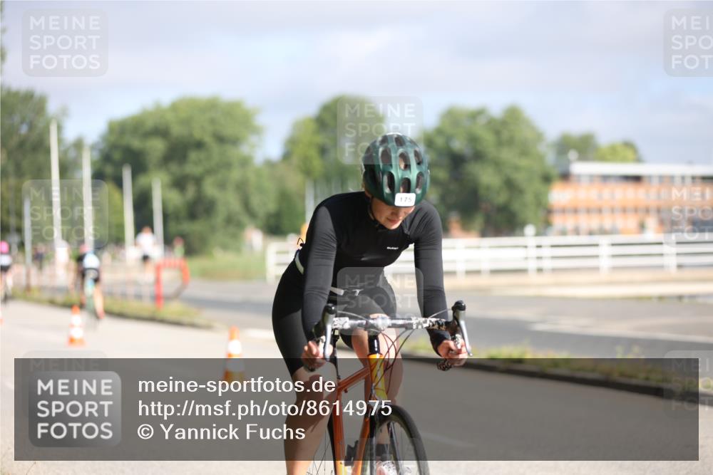 17.08.2025 - KN Förde Triathlon 2025 Yannick Fuchs http://msf.ph/oto/8614975 17.08.2025 09:28:47 Radfahren 175, 250, 119, 176, 182, 202, 254 meine-sportfotos.de