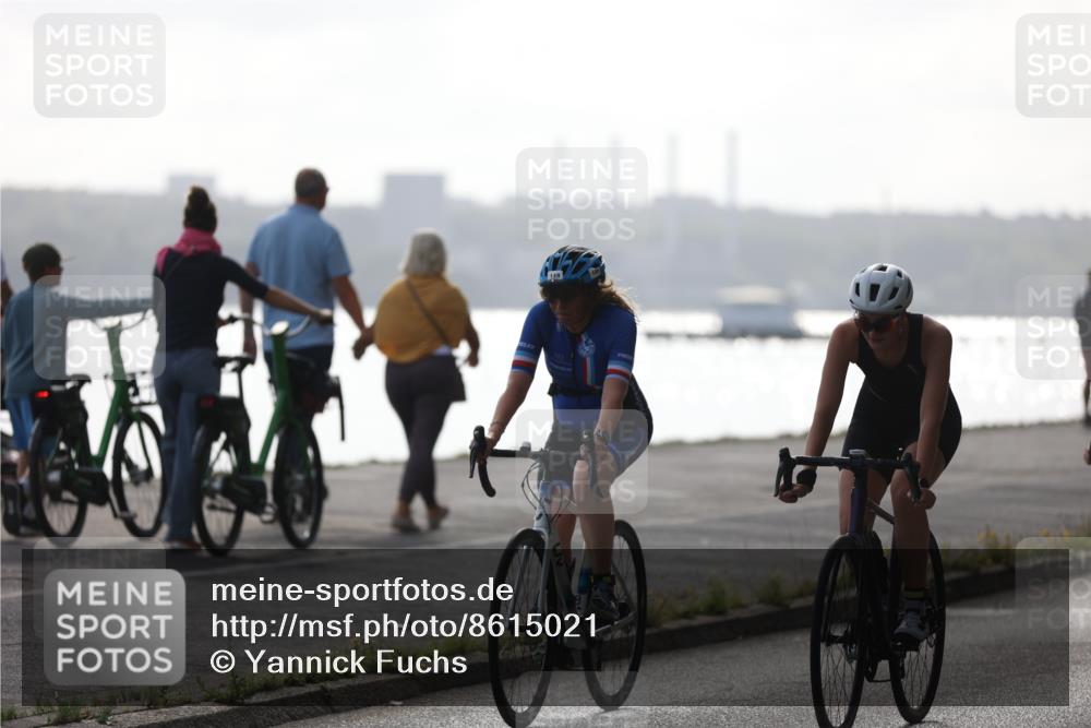 17.08.2025 - KN Förde Triathlon 2025 Yannick Fuchs http://msf.ph/oto/8615021 17.08.2025 10:03:33 Radfahren 149, 172, 213, 215, 221, 242, 254, 158, 183, 202, 223 meine-sportfotos.de