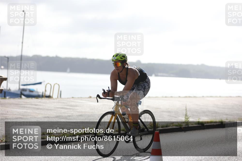 17.08.2025 - KN Förde Triathlon 2025 Yannick Fuchs http://msf.ph/oto/8615064 17.08.2025 09:29:15 Radfahren 103, 107, 113, 125, 188, 219 meine-sportfotos.de