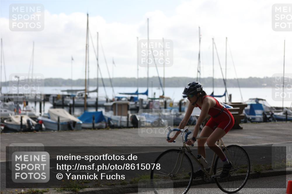 17.08.2025 - KN Förde Triathlon 2025 Yannick Fuchs http://msf.ph/oto/8615078 17.08.2025 10:03:42 Radfahren 160, 172, 207, 221, 254, 149, 213, 215, 242 meine-sportfotos.de
