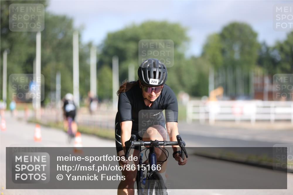 17.08.2025 - KN Förde Triathlon 2025 Yannick Fuchs http://msf.ph/oto/8615166 17.08.2025 09:29:30 Radfahren 170, 174, 196, 205, 228, 103, 109, 125, 174 meine-sportfotos.de