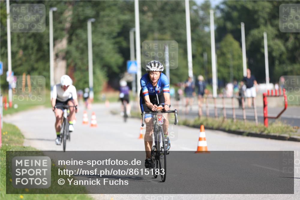 17.08.2025 - KN Förde Triathlon 2025 Yannick Fuchs http://msf.ph/oto/8615183 17.08.2025 09:29:40 Radfahren 108, 110, 136, 179, 196, 205, 211, 205 meine-sportfotos.de